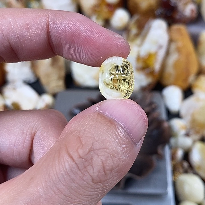 琥珀未镶嵌裸石我