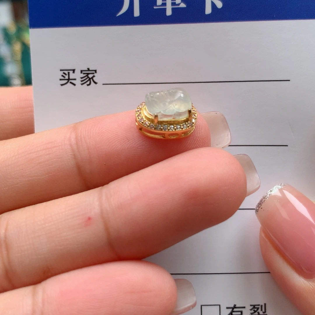 颈饰银S925镶嵌翡翠