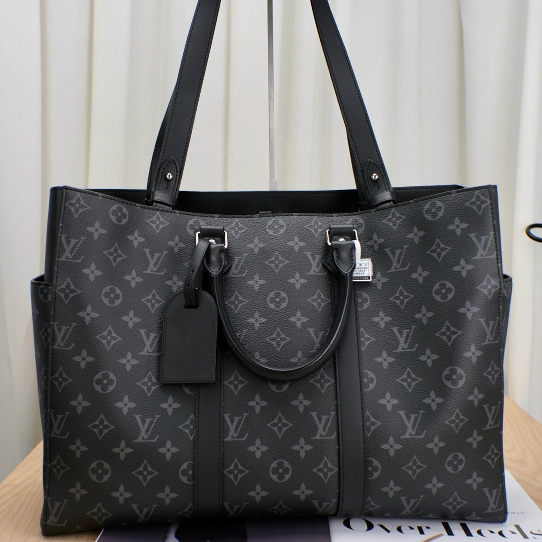 99新 LouisVuitton/路易威登 8421 LV 黑老花 黑色夹克外套