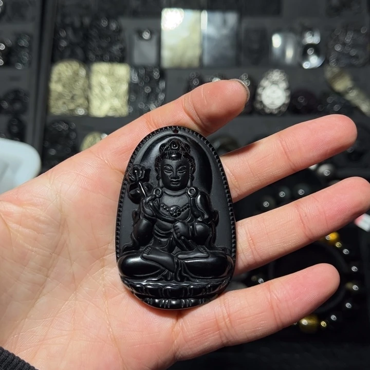 多***少黑曜岩未镶嵌珠宝奇石