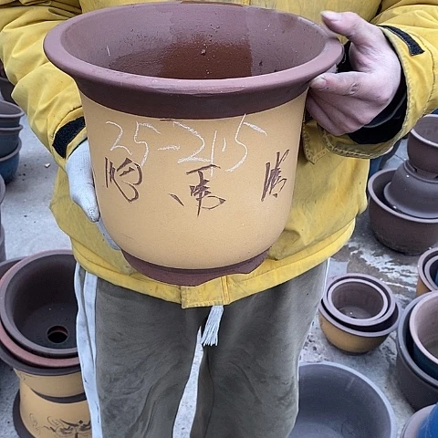 紫砂中国宜兴紫砂花盆，
