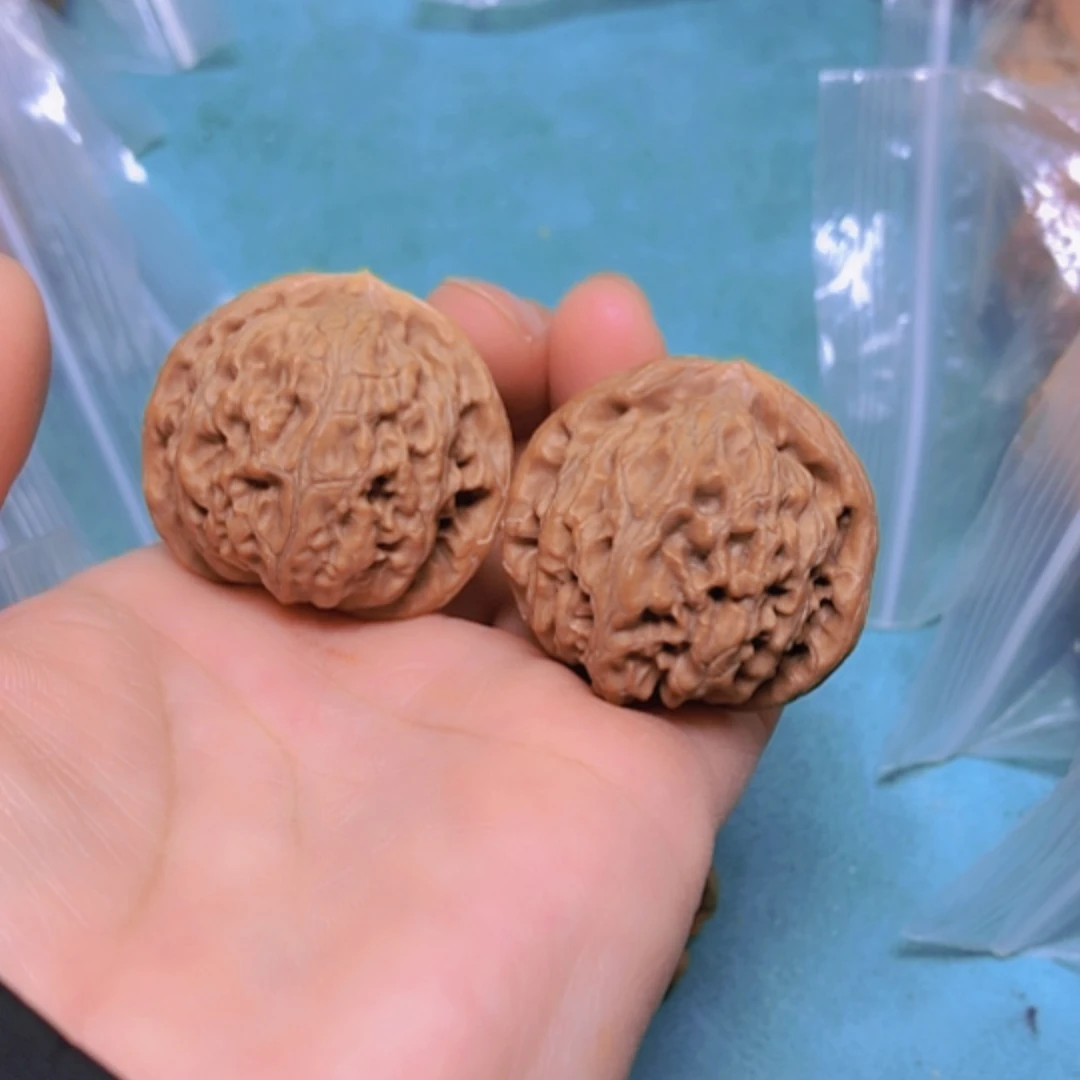 【闪购商品】摆件核桃35.5宫灯有修