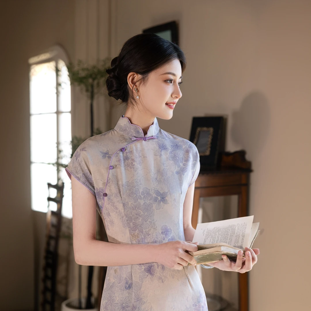 紫色连肩袖古法2025春夏季新款年轻款旗袍复古气质改良修身连衣裙