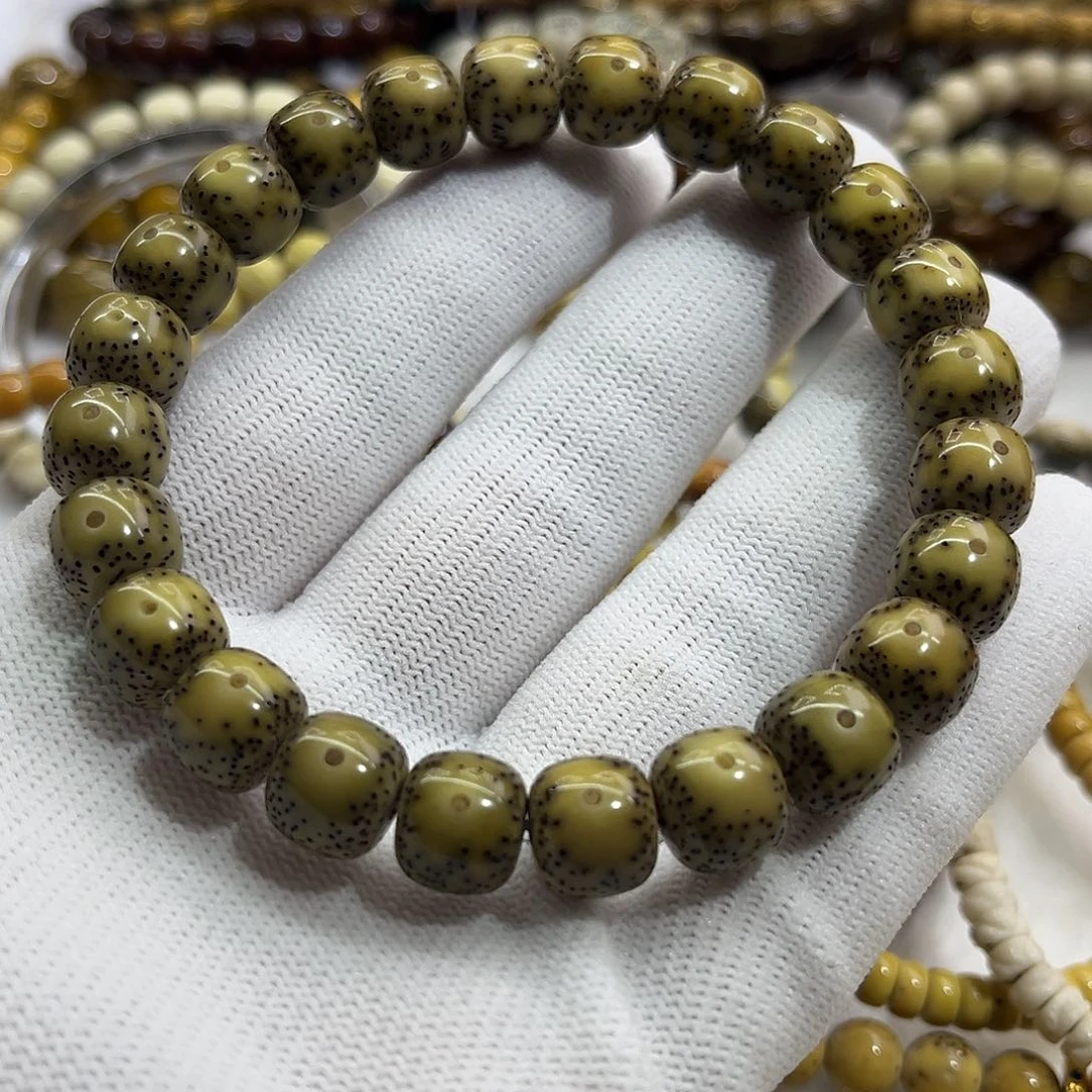 星月菩提吊坠享**生大眼睛