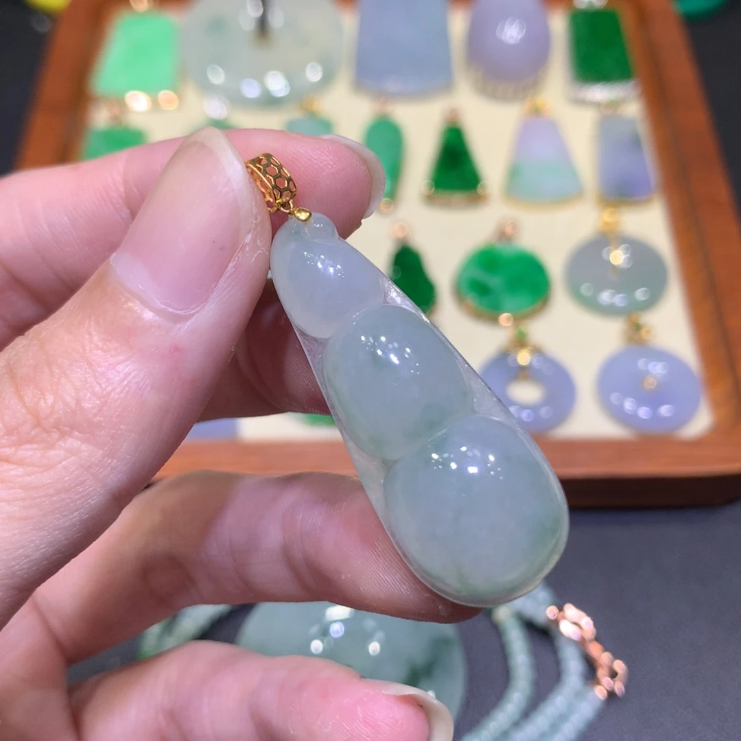 翡翠18K金镶嵌吊坠(不含链)