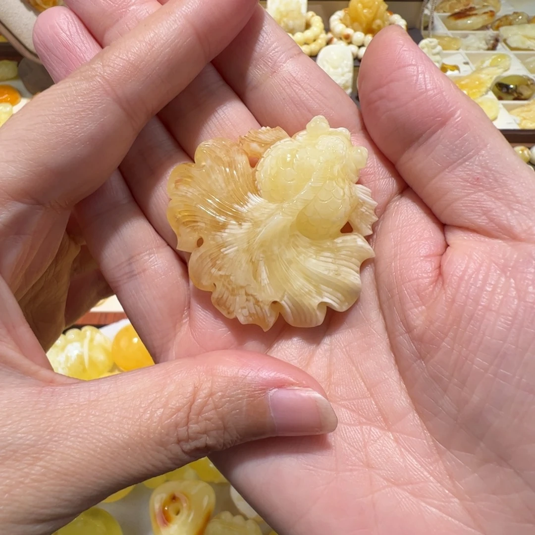 琥珀未镶嵌裸石蜜蜡