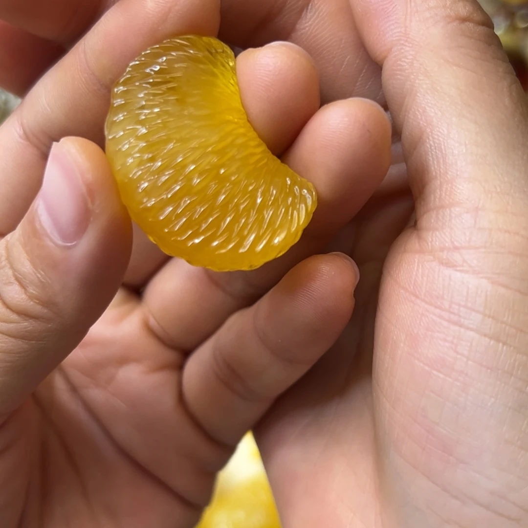 未镶嵌蜜蜡裸石蜜蜡