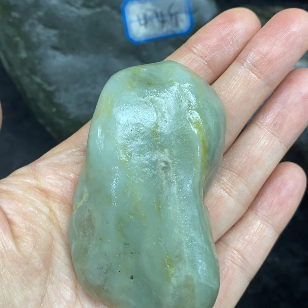 未镶嵌和田玉（糖玉）挂件