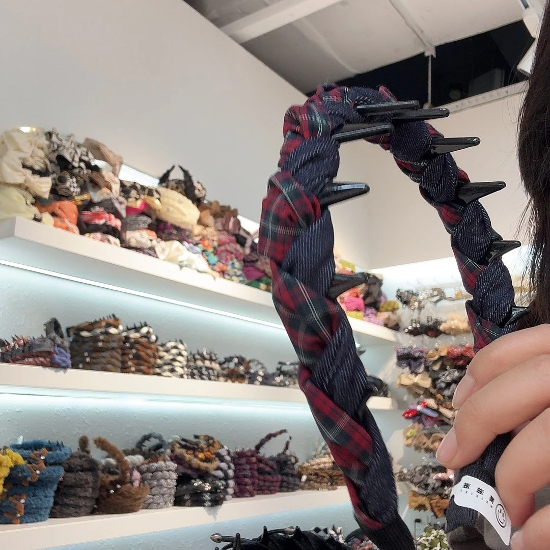 布艺铁合金默认微瑕特价不退换