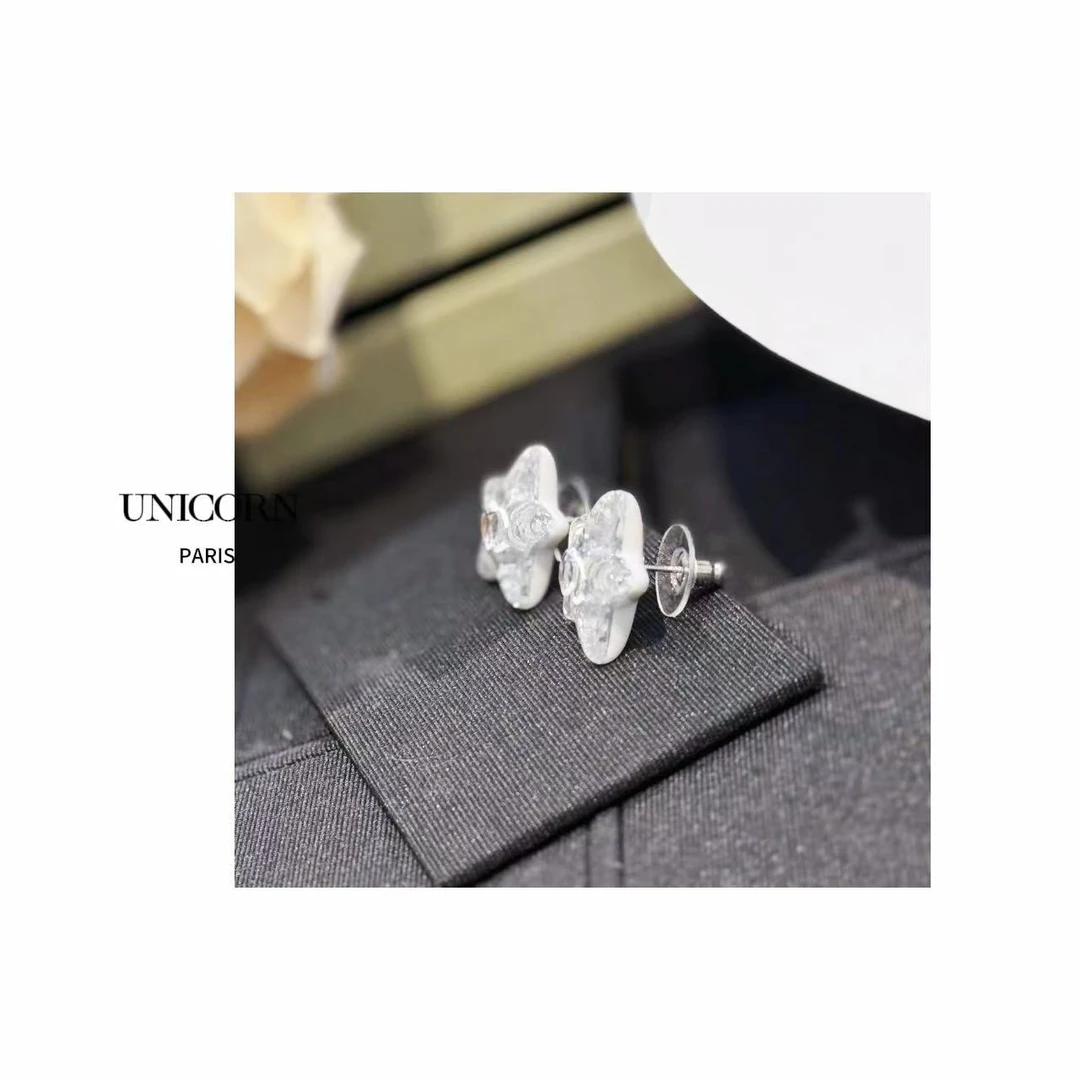 铜合金树脂耳饰 气质百搭拼色素款耳钉千金风ins风经典 ES1607