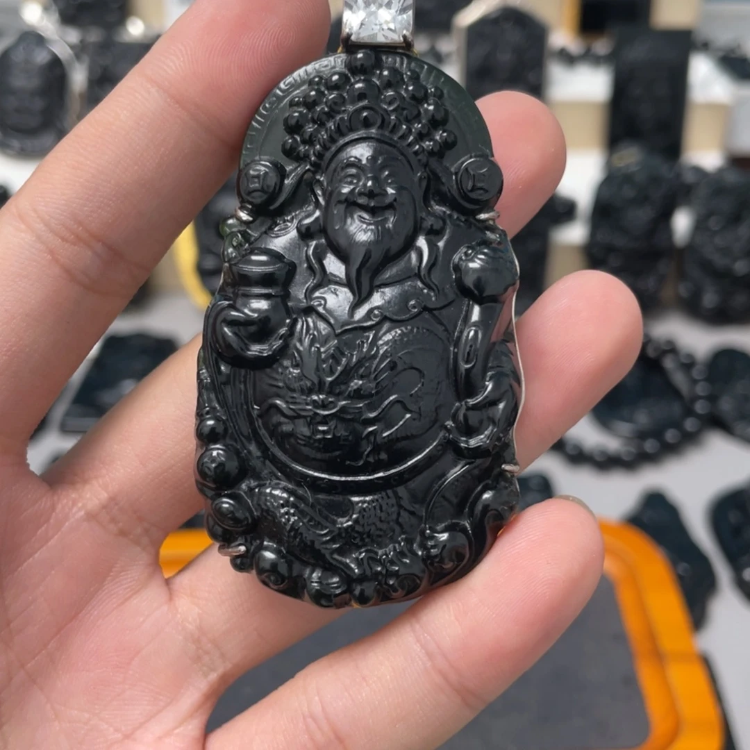 五***歌未镶嵌蛇纹石玉吊坠
