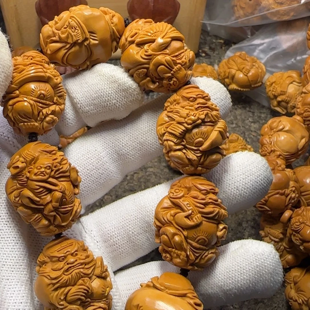 橄榄核吊坠一*……………………