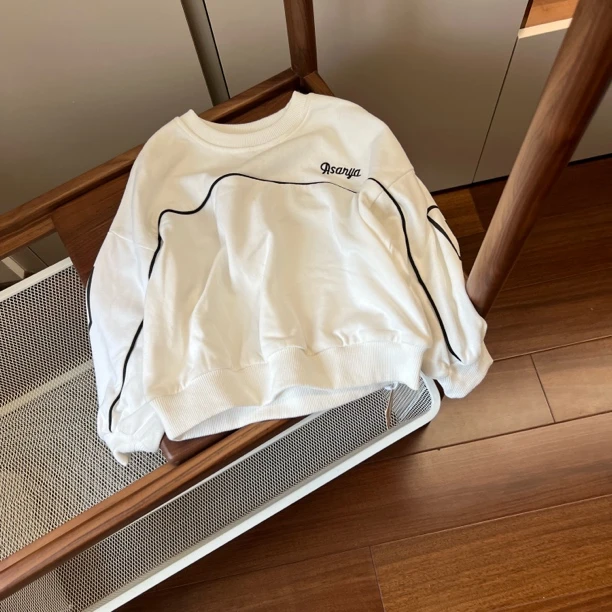 【编号D551】C366-03-儿童字母as刺绣卫衣白色-YJ