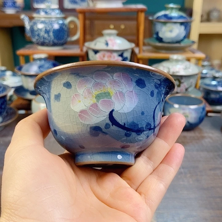 瓷片手工制作工艺精湛等