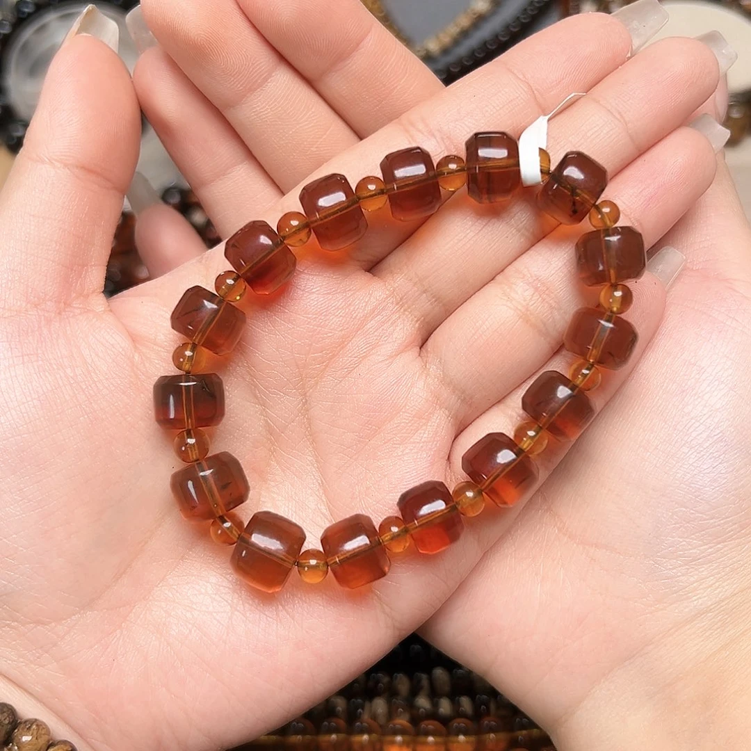 琥珀未镶嵌裸石抚顺琥珀十一10652