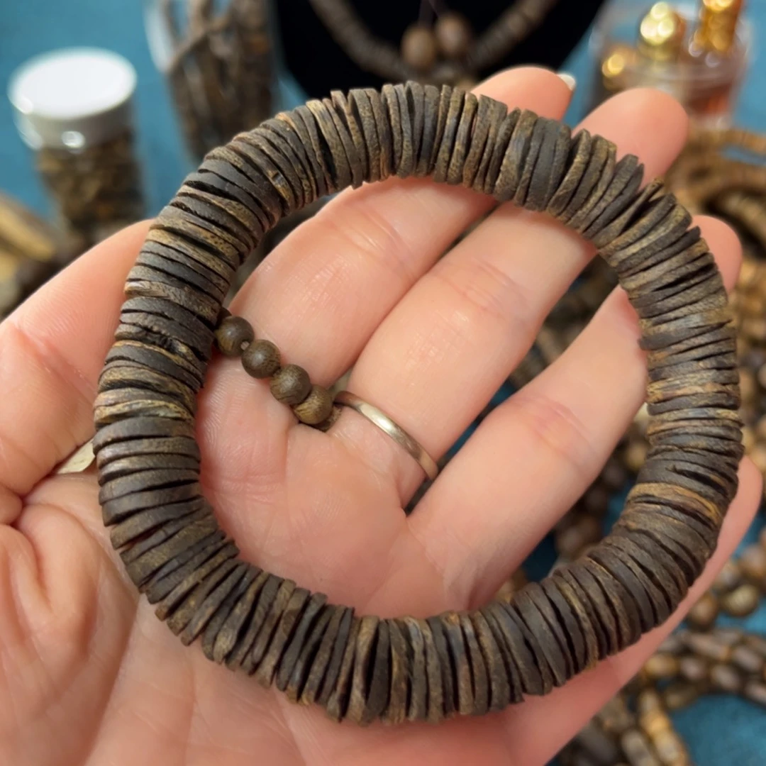 沉香手串贝****爸乌身沉水卡1.2-22克多样性发货一条