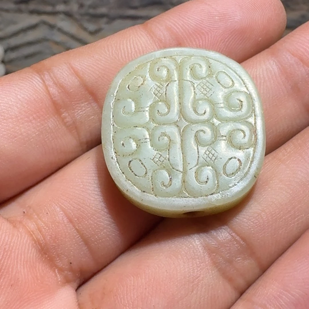 和田玉（糖玉）未镶嵌颈饰啊