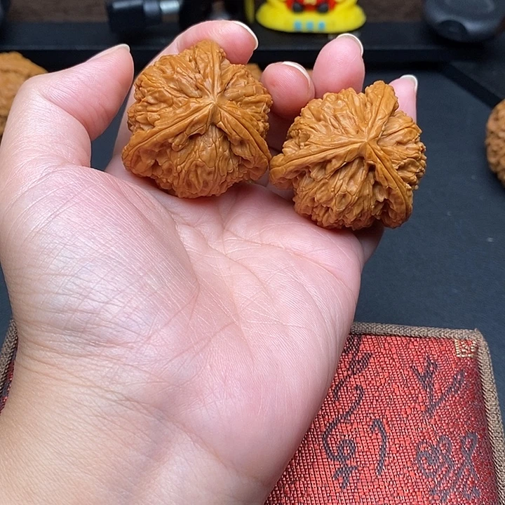 z***$把件文玩核桃白奔