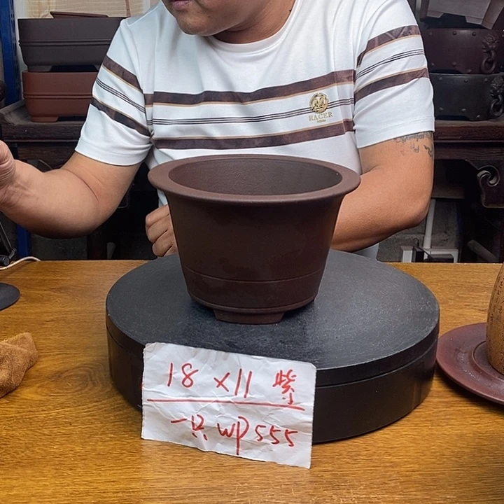 紫砂花盆货号一只WP555