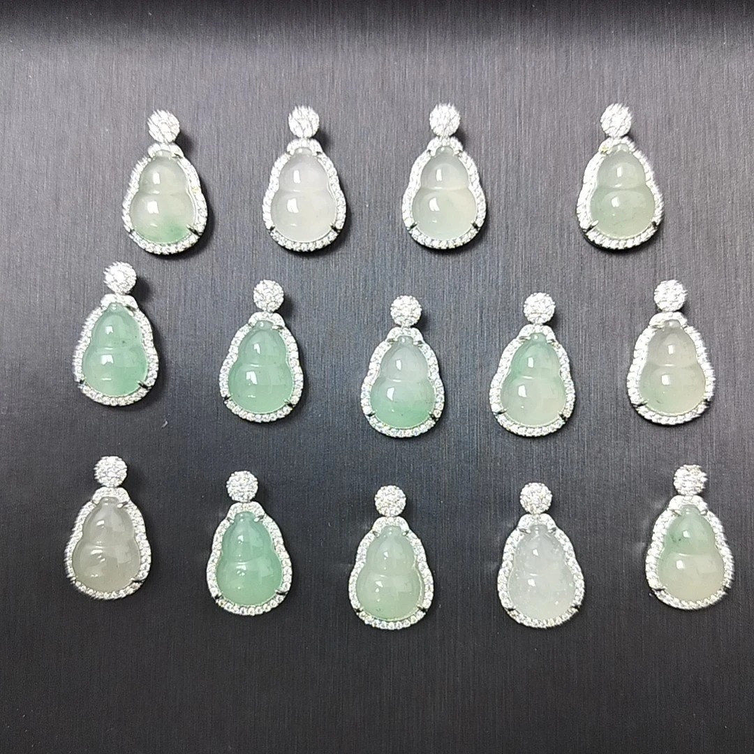 天然非洲翠 时尚白月光葫芦吊坠 22*13*6.6多样性发1件C008