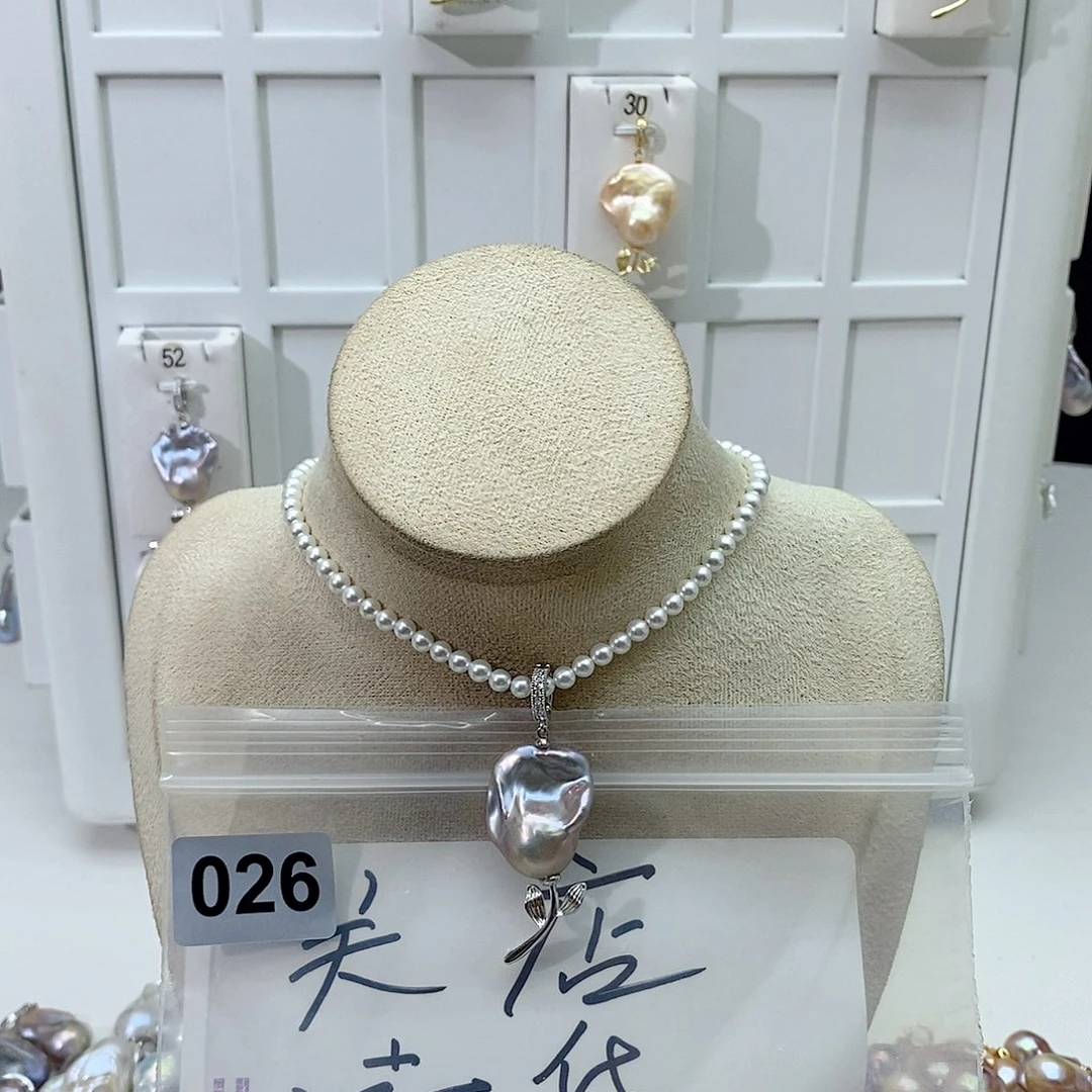 淡水珍珠颈饰合金