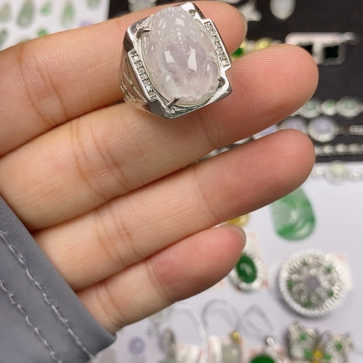 翡翠银S925镶嵌颈饰翡翠