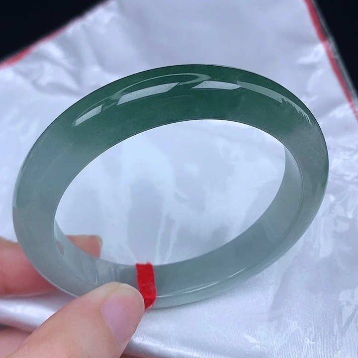 未镶嵌手镯翡翠天然