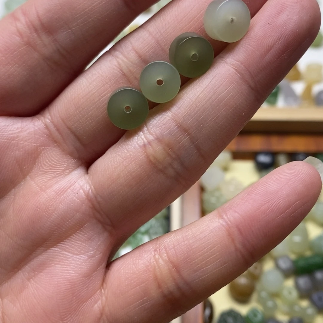 和田玉未镶嵌颈饰拍一发一