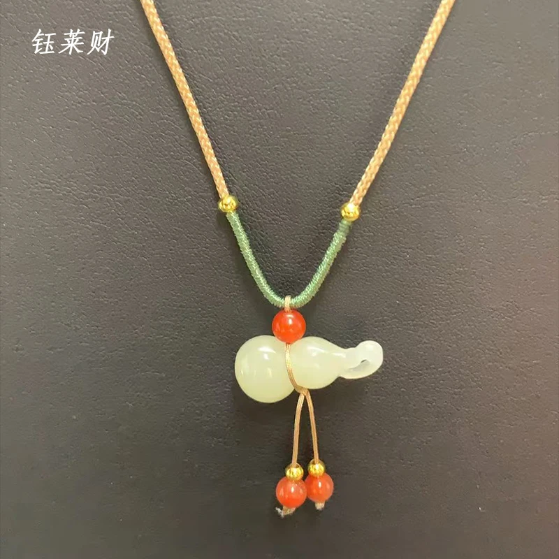 和田玉小葫芦吊坠挂脖福禄寓意天然玉石吊坠礼物多样性发货其一