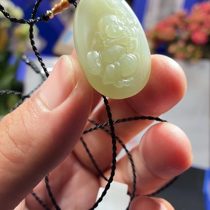 和田玉（糖玉）未镶嵌颈饰