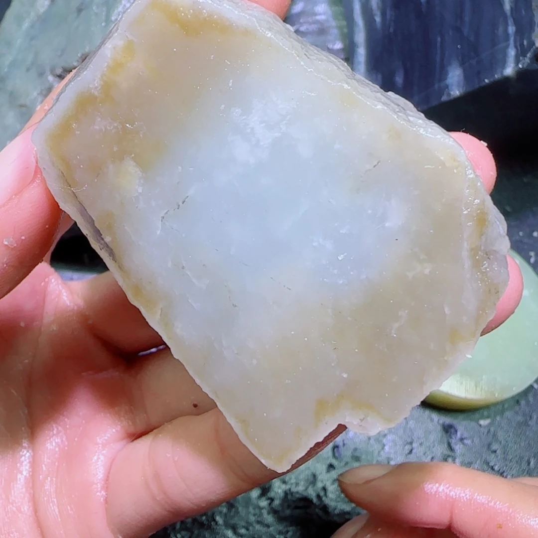 和田玉未镶嵌珠宝半成品