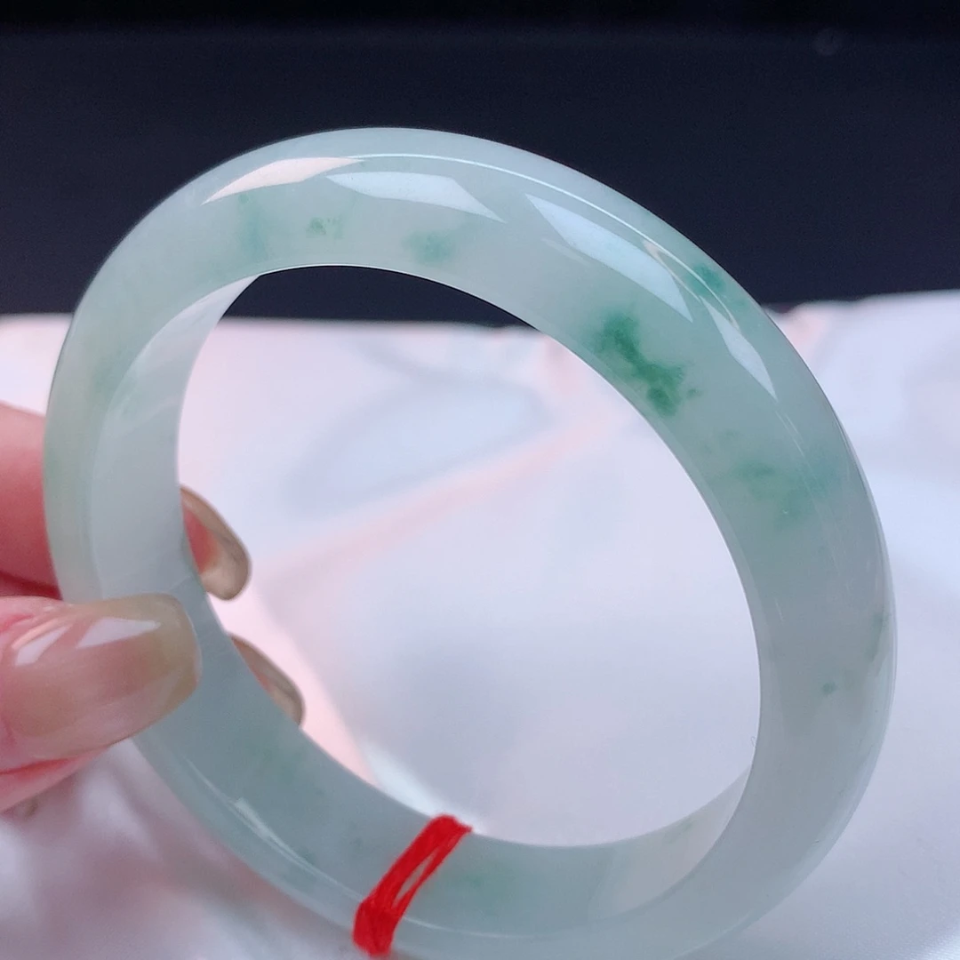 【闪购商品】未镶嵌手镯翡翠57+