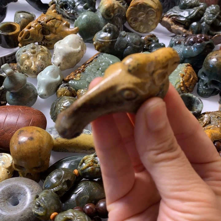 岫岩河磨玉（透闪石质玉）未镶嵌笔搁