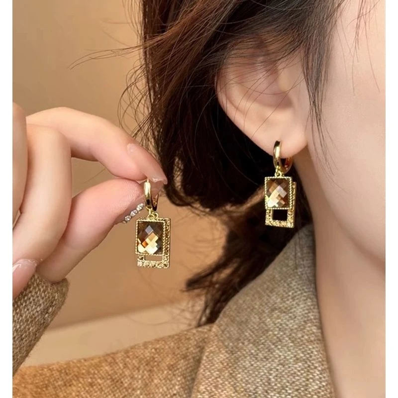 铜合金耳饰 美拉德时尚百搭小众简约气质轻奢女耳环N1236