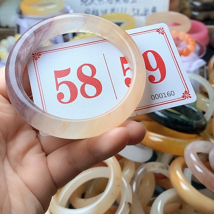 石英质玉（黄龙玉）未镶嵌手镯