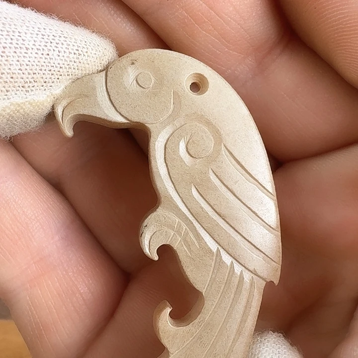 和田玉挂件未镶嵌开**天