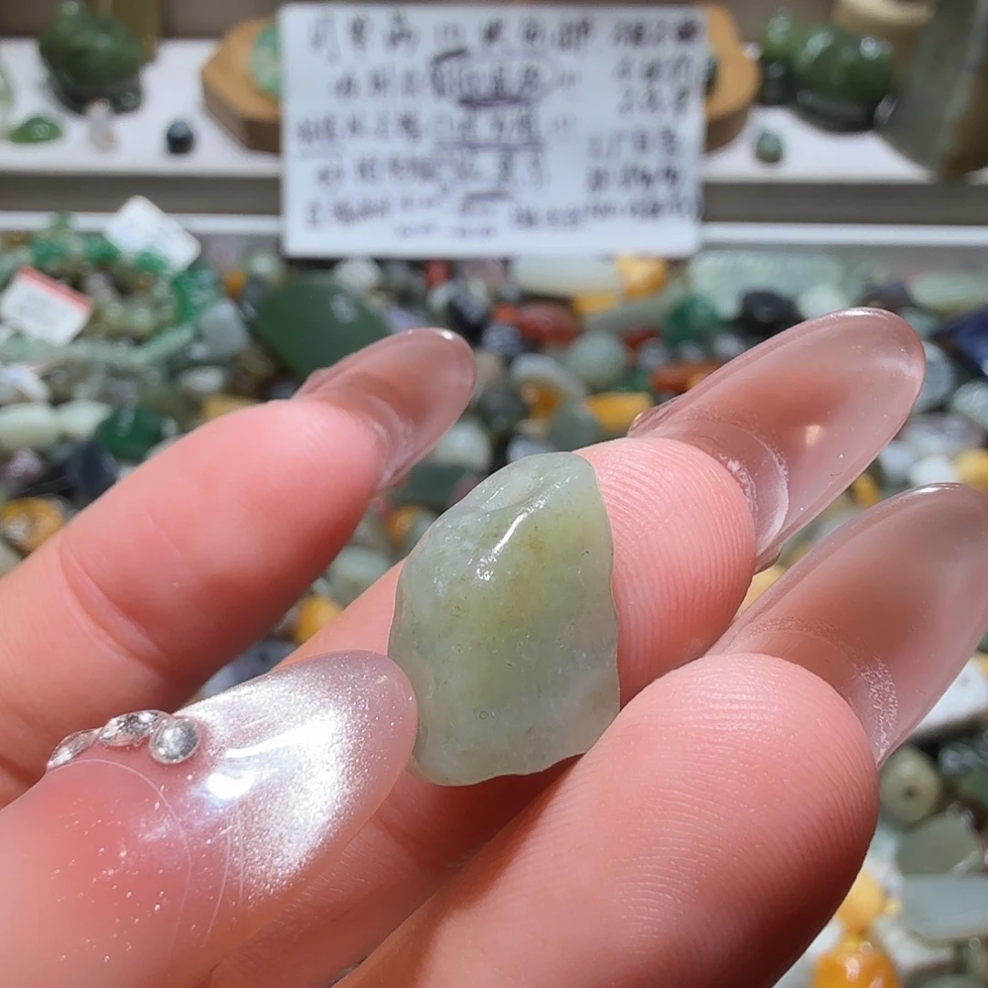 和田玉未镶嵌珠宝奇石