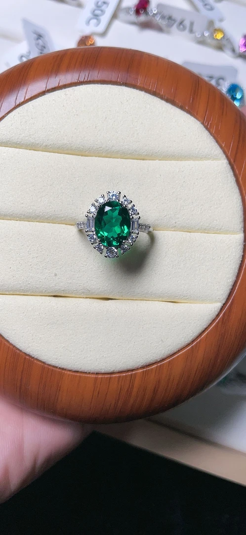 培育祖母绿爱丽丝-轻奢高定培育祖母绿戒指223