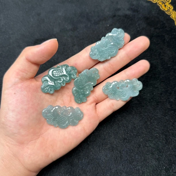 高端奢饰精美天然a货翡翠凤凰凤牌吊坠 C045—多样性发