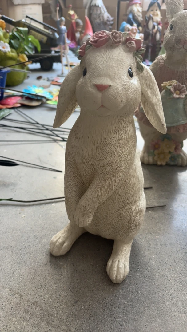 树脂带花圈兔子摆件 孤品微瑕介意勿拍