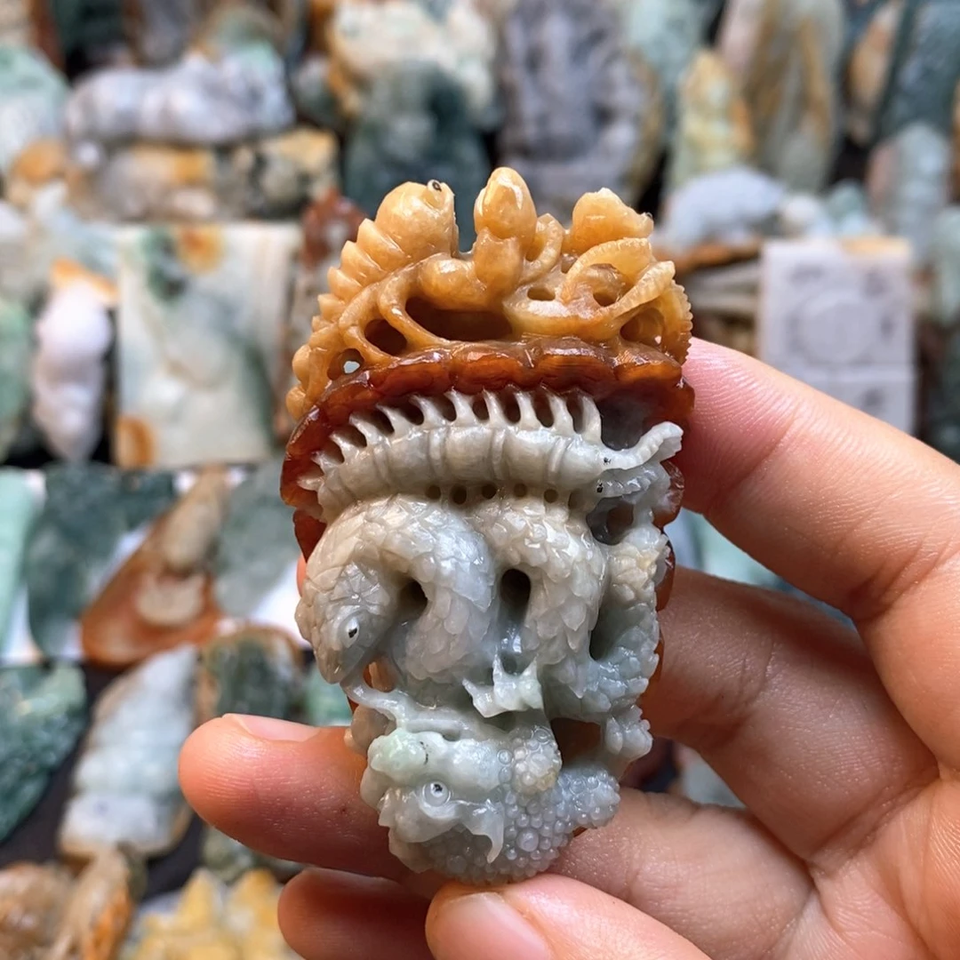 定制翡翠未镶嵌特色17