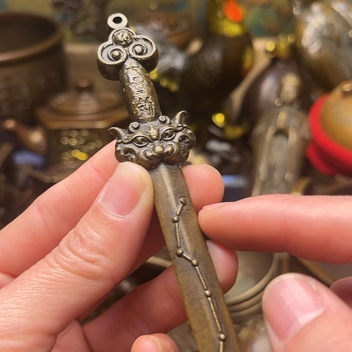 精美铜器批发档口