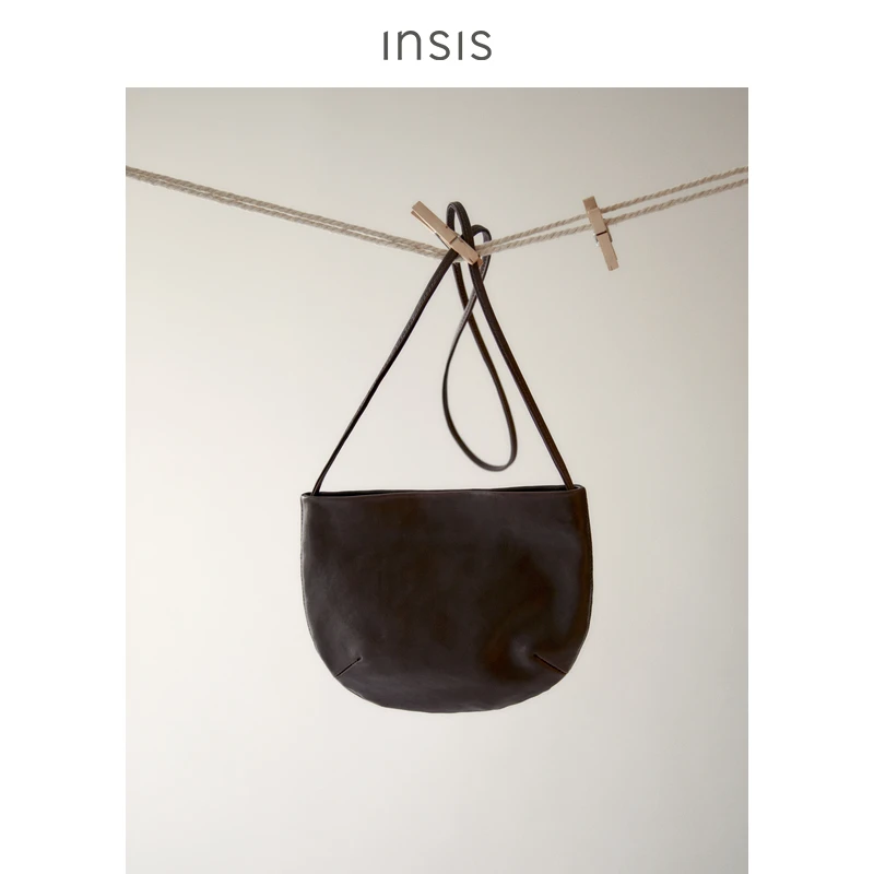 INSIS FEMME复古牛皮圆角斜挎包FN25115002