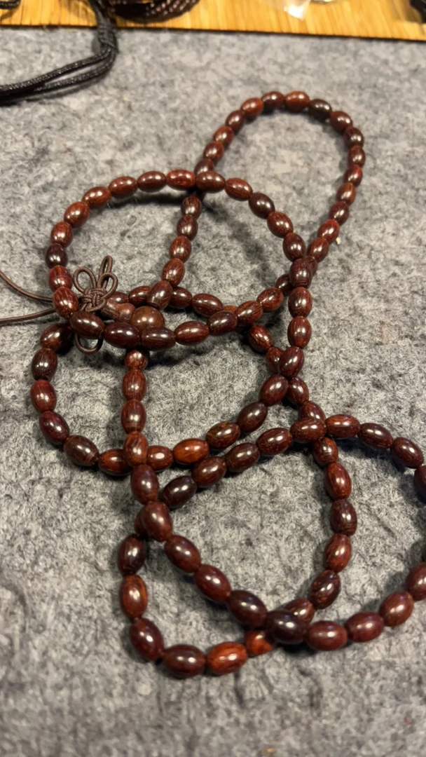 小叶紫檀水滴珠0.6