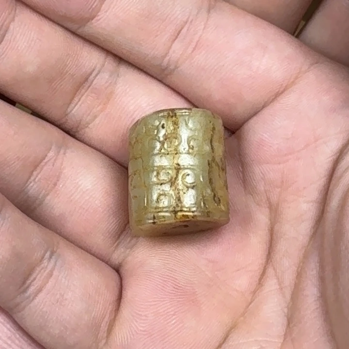 夕***下和田玉未镶嵌挂件