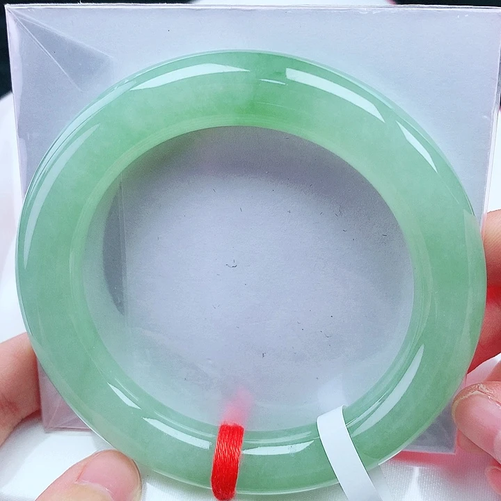 未镶嵌手镯翡翠57胖