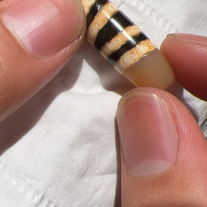 玻璃颈饰你在一起的