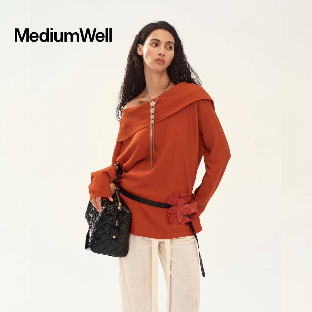 MEDIUM WELL_游弋领天丝羊毛斜纹衫_Draped Neck Top