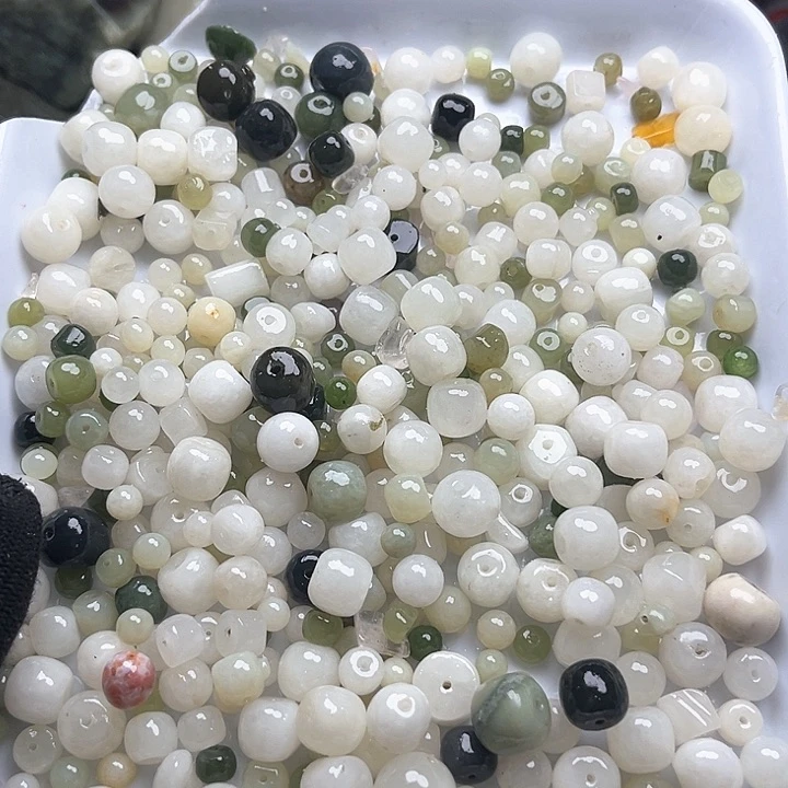 和田玉（糖玉）和田玉边角料9K金镶嵌友*