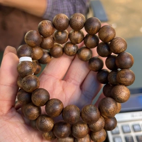 沉香手串红土乌身12克卡1.2多样性发1条